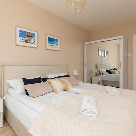Apartament Sea Waves With Park View By Noclegi Renters Gdańsk Kültér fotó